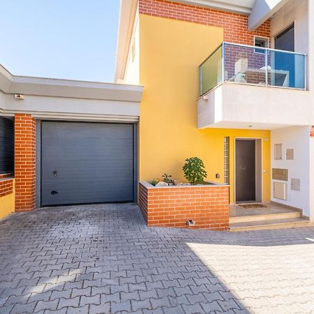 Cozy Villa With Pool And Barbecue Albufeira Exterior photo