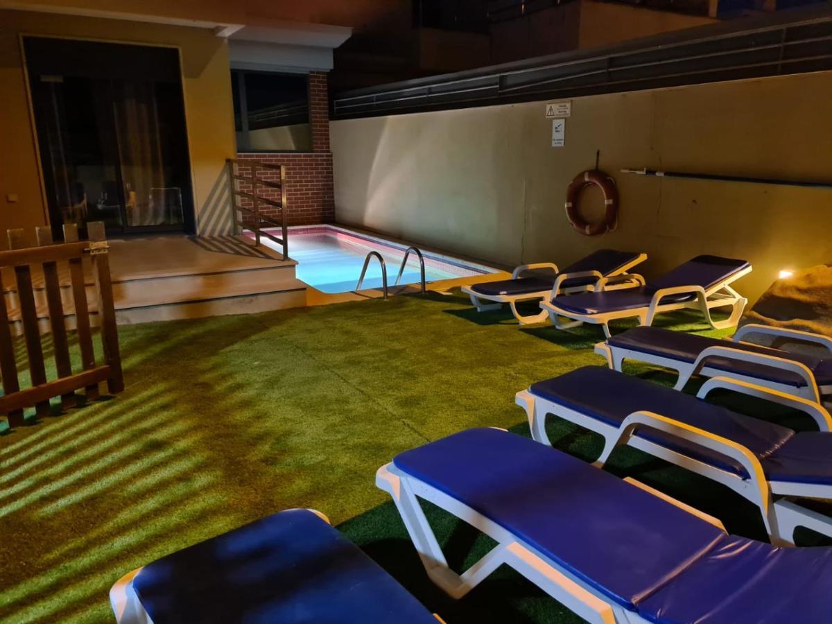 Cozy Villa With Pool And Barbecue Albufeira Exterior photo